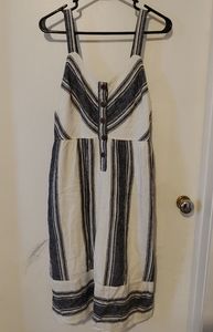 Universal Threads Dress